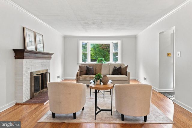 1600 DENNIS AVE, Baltimore, MD 21204