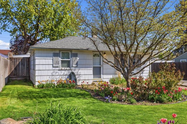 1407 E Nebraska Ave, Spokane, WA 99208