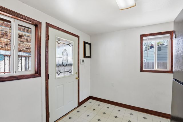 1407 E Nebraska Ave, Spokane, WA 99208