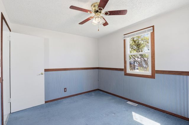 1407 E Nebraska Ave, Spokane, WA 99208