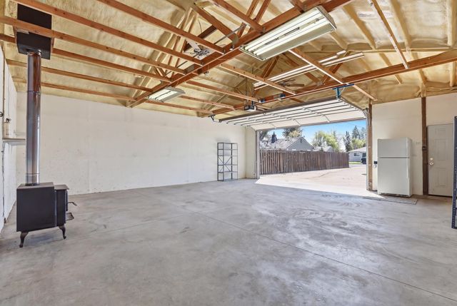 1407 E Nebraska Ave, Spokane, WA 99208