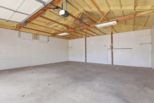 1407 E Nebraska Ave, Spokane, WA 99208