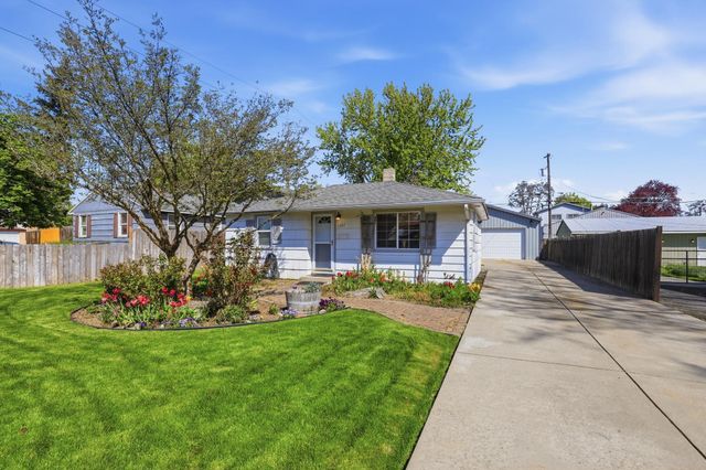 1407 E Nebraska Ave, Spokane, WA 99208