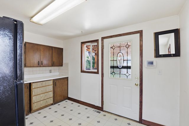 1407 E Nebraska Ave, Spokane, WA 99208