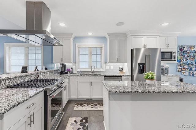 1015 Preservation Drive, Tecumseh, MI 49286