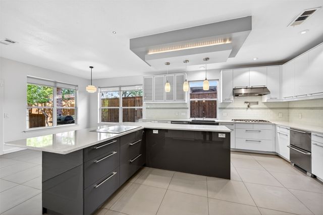 3225 Heatherbrook Drive, Plano, TX 75074