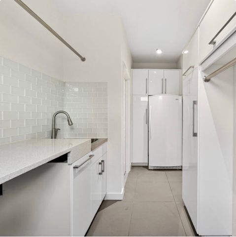 3225 Heatherbrook Drive, Plano, TX 75074