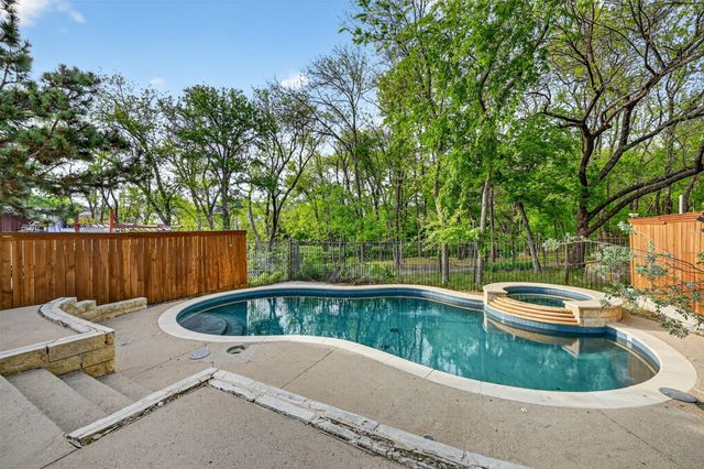 3225 Heatherbrook Drive, Plano, TX 75074