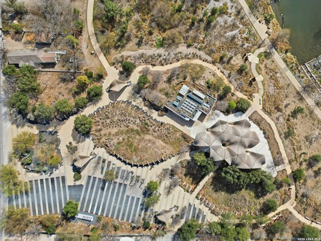 118 Tipton, San Antonio, TX 78204