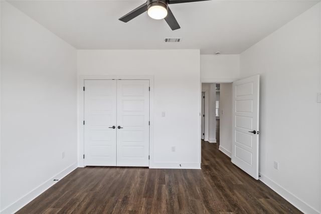 242 Amaranta LN, Dale, TX 78616