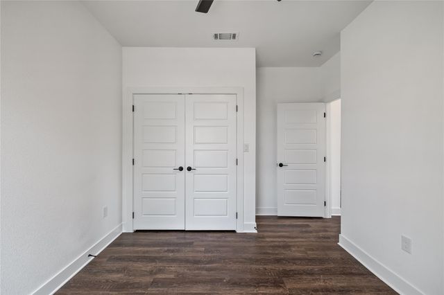 242 Amaranta LN, Dale, TX 78616