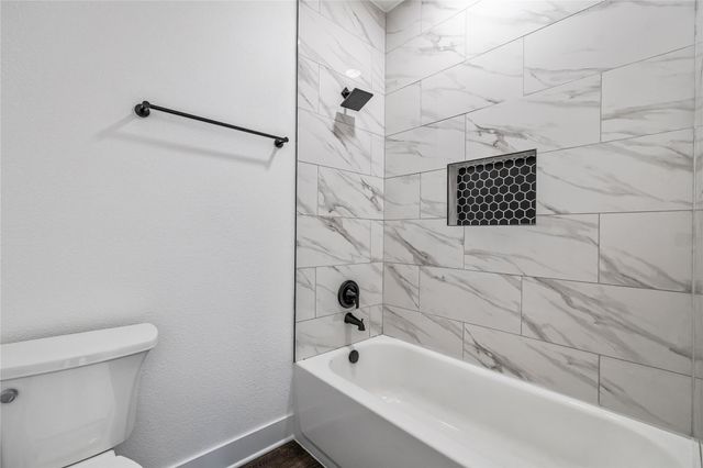 242 Amaranta LN, Dale, TX 78616