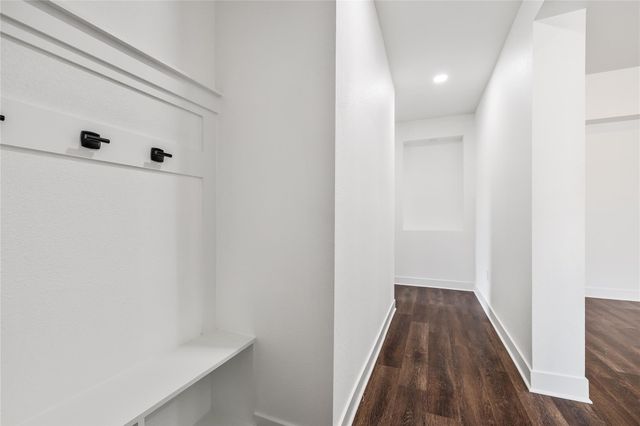 242 Amaranta LN, Dale, TX 78616