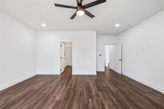 242 Amaranta LN, Dale, TX 78616