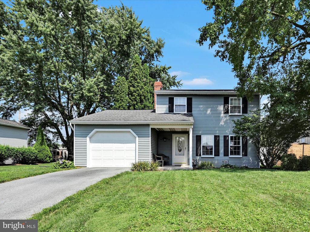 6075 GENEVA DR, East Petersburg, PA 17520