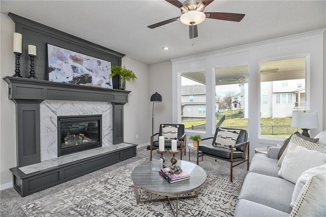 2696 W Park Street, Olathe, KS 66061