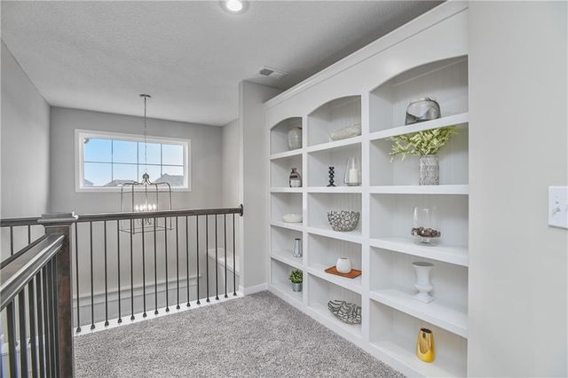 2696 W Park Street, Olathe, KS 66061