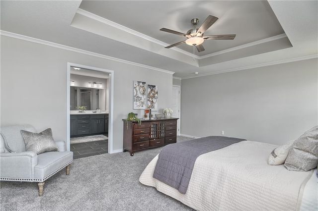 2696 W Park Street, Olathe, KS 66061