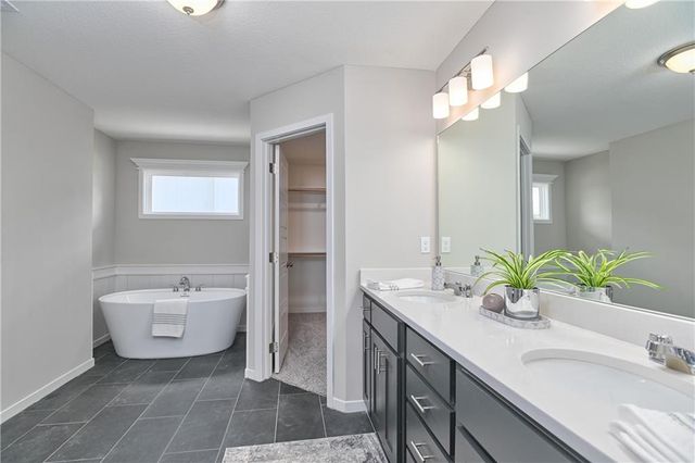 2696 W Park Street, Olathe, KS 66061