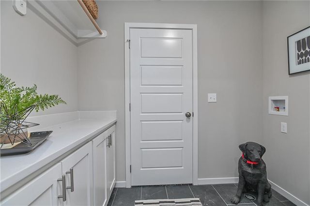 2696 W Park Street, Olathe, KS 66061