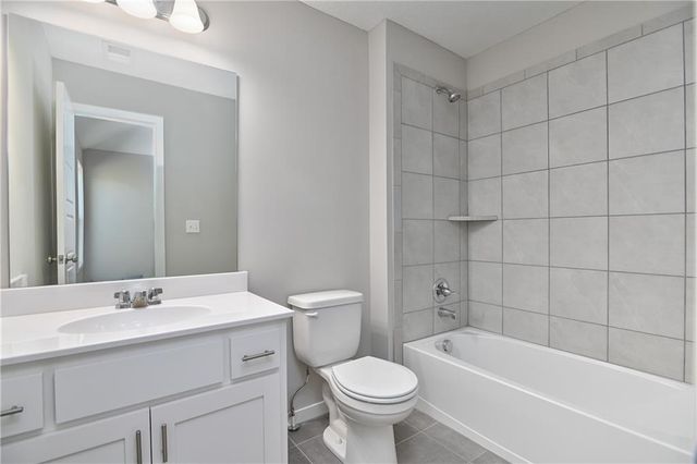 2696 W Park Street, Olathe, KS 66061