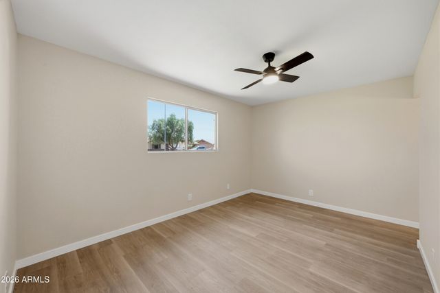 252 E 9TH Drive, Mesa, AZ 85210