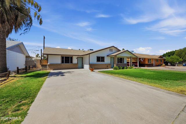 252 E 9TH Drive, Mesa, AZ 85210