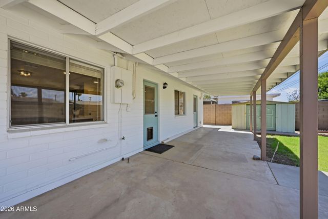 252 E 9TH Drive, Mesa, AZ 85210