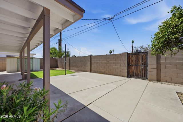 252 E 9TH Drive, Mesa, AZ 85210