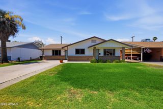 252 E 9TH Drive, Mesa, AZ 85210