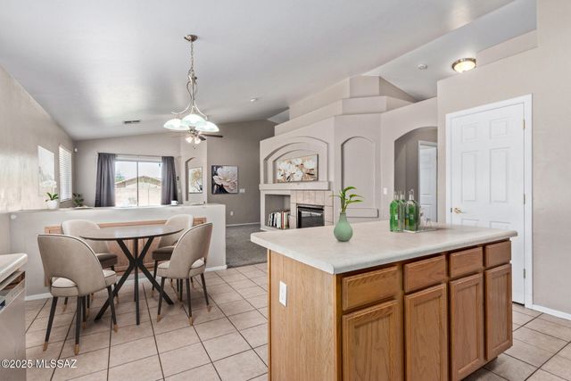 7159 S Oakbank Drive, Tucson, AZ 85757