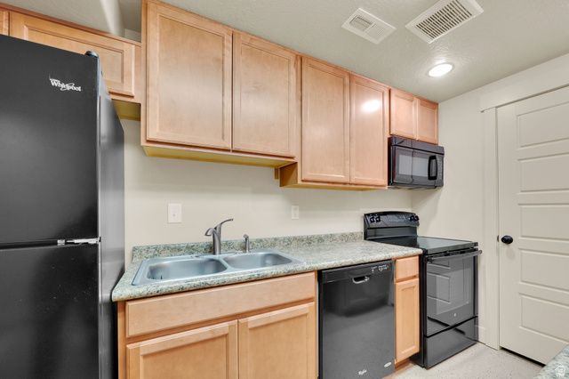 1176 E 800 S, Provo, UT 84606