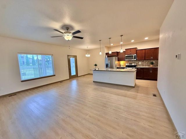 1631 Positano Ct, Pueblo, CO 81008