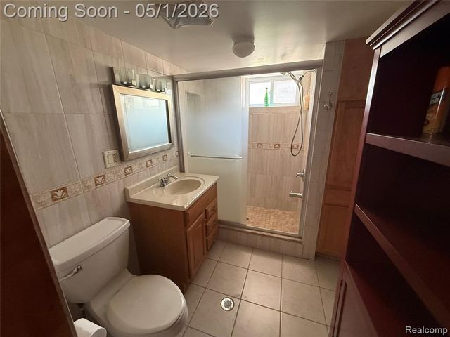 6401 Kenilworth Street, Dearborn, MI 48126