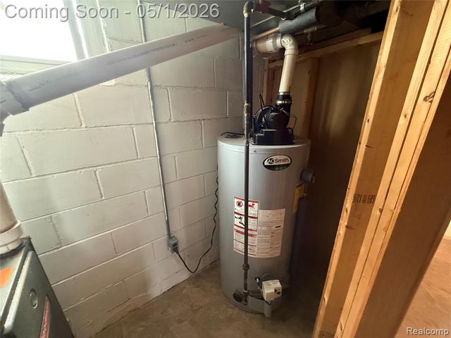 6401 Kenilworth Street, Dearborn, MI 48126