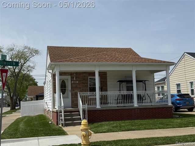 6401 Kenilworth Street, Dearborn, MI 48126