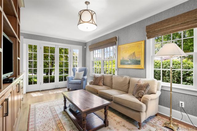 30 Elm Avenue, Larchmont, NY 10538