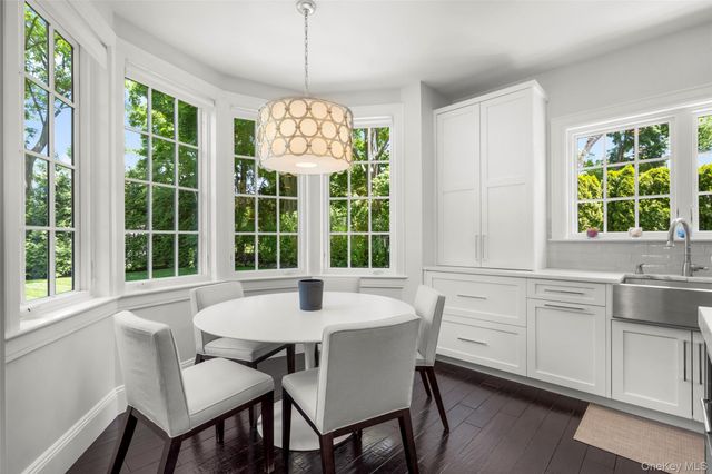 30 Elm Avenue, Larchmont, NY 10538