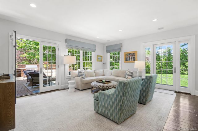 30 Elm Avenue, Larchmont, NY 10538