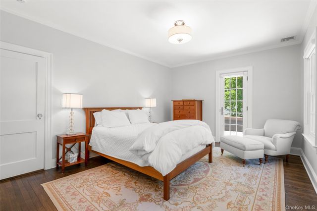 30 Elm Avenue, Larchmont, NY 10538