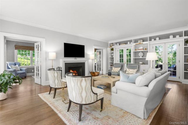 30 Elm Avenue, Larchmont, NY 10538