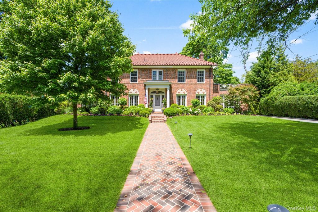30 Elm Avenue, Larchmont, NY 10538