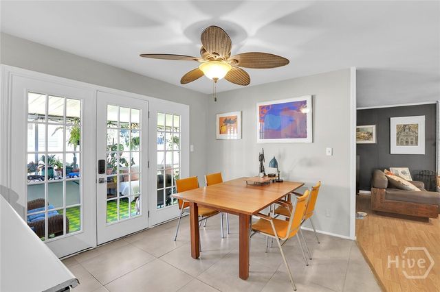 807 Dyches Drive, Savannah, GA 31406