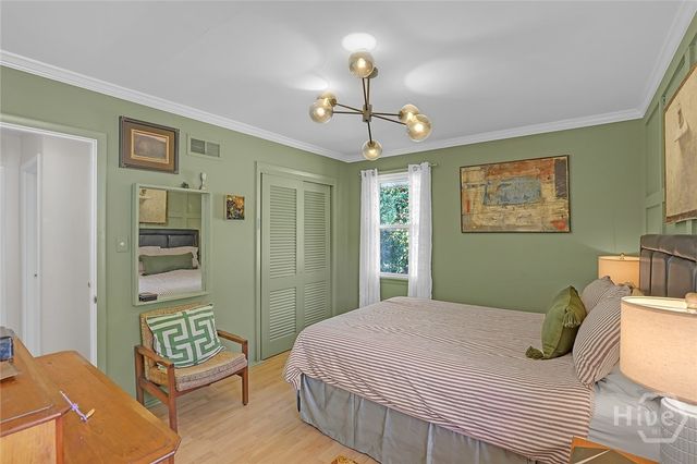 807 Dyches Drive, Savannah, GA 31406