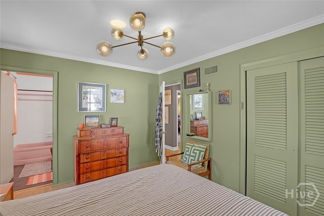 807 Dyches Drive, Savannah, GA 31406