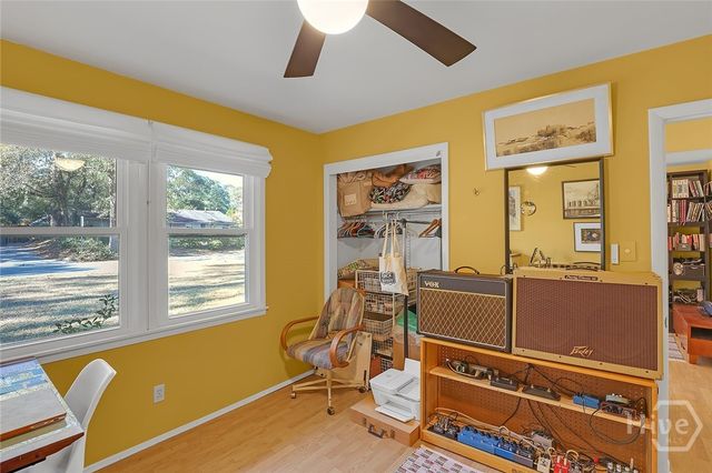 807 Dyches Drive, Savannah, GA 31406