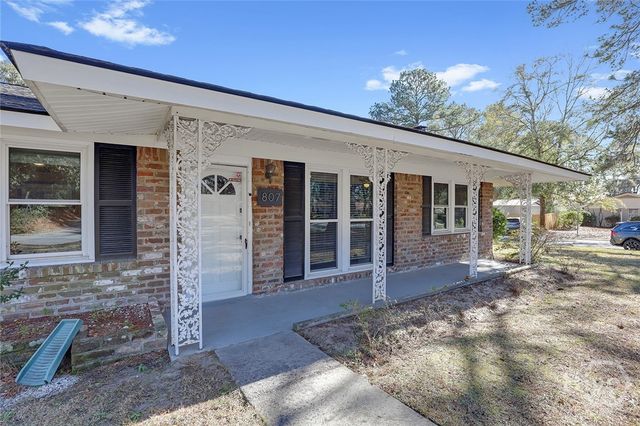 807 Dyches Drive, Savannah, GA 31406