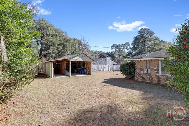 807 Dyches Drive, Savannah, GA 31406