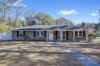 807 Dyches Drive, Savannah, GA 31406