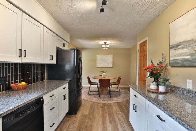 150 Conner Lane, Lewis Center, OH 43035